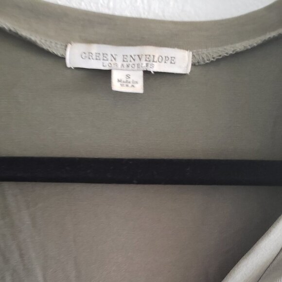 Green Envelope Top - Picture 3 of 4